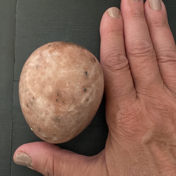 Vintage Madagascar Genuine Polished Kunzite Quartz Crystal Egg - Picture 6 of 9